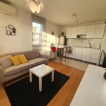 Apartment Beata East Side *